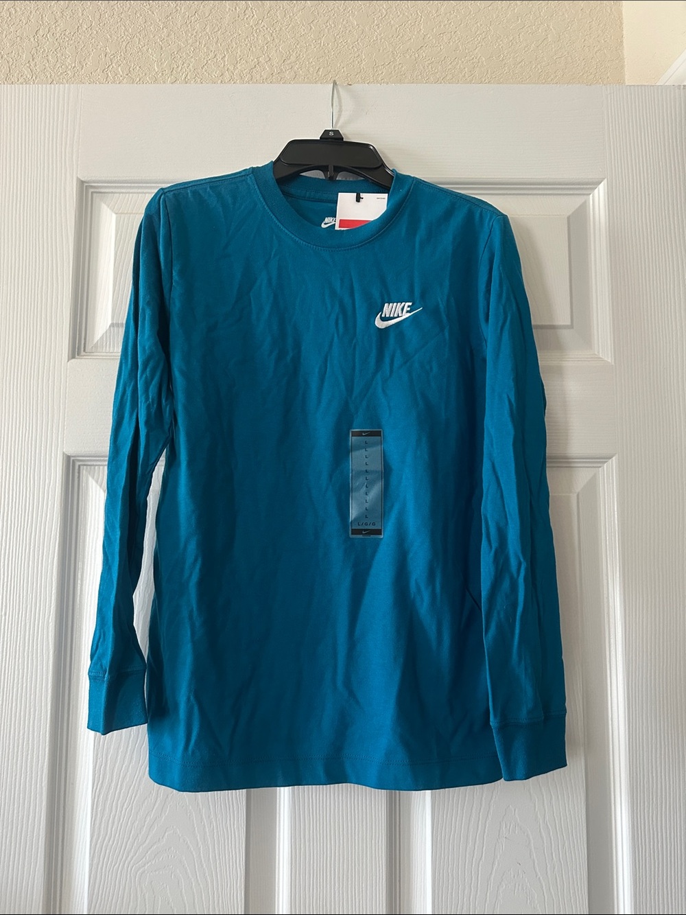 Nike Boys’ Long-Sleeve Teal Logo Tee